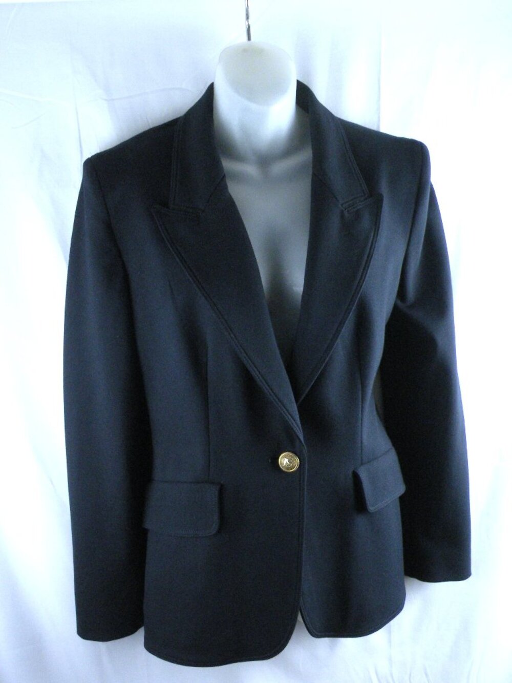 Worn Once! Luisa Spagnoli Italy Navy Blue Knit blazer 44 (4-6)